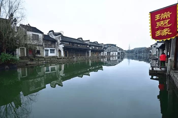 升空的愤怒奶奶